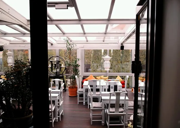 Marcopolo House